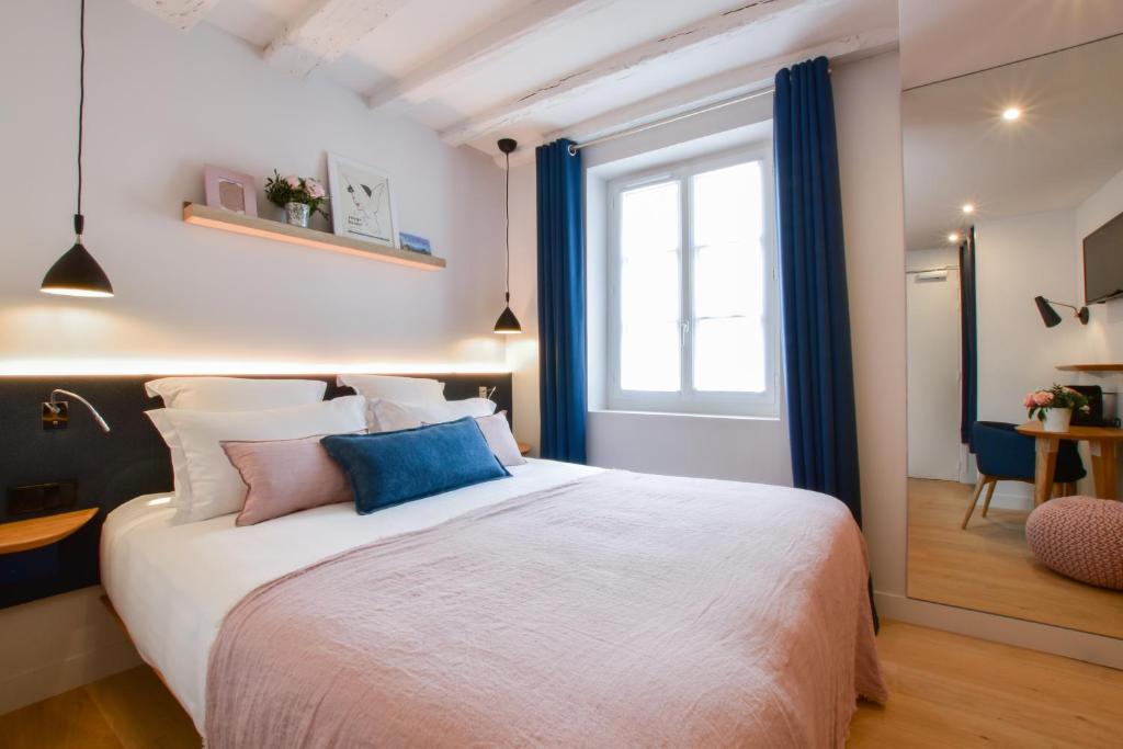 Victoire & Germain - Resim 38