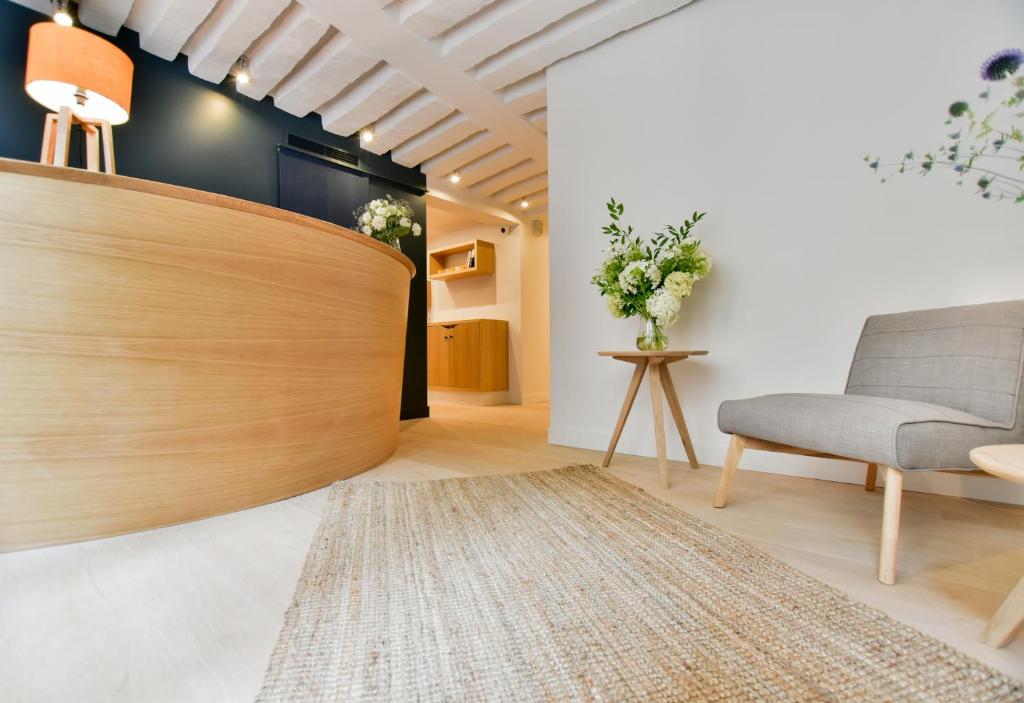 Victoire & Germain - Resim 39