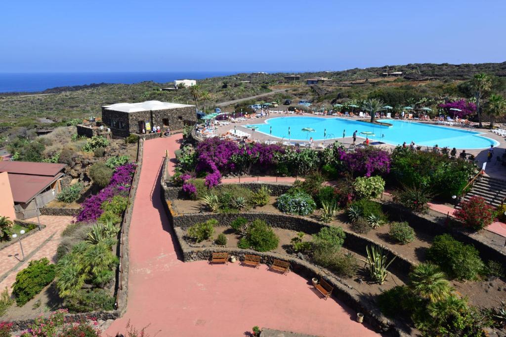 The swimming pool at or close to Suvaki Resort