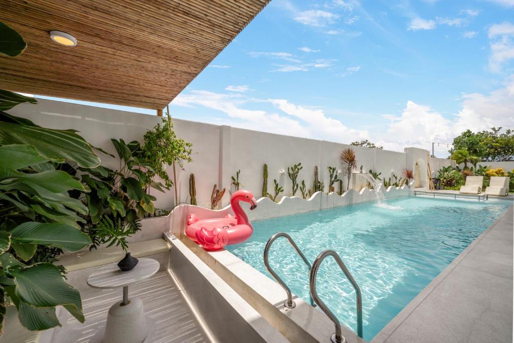 Πισίνα στο ή κοντά στο King Villa & Spa Hoi An