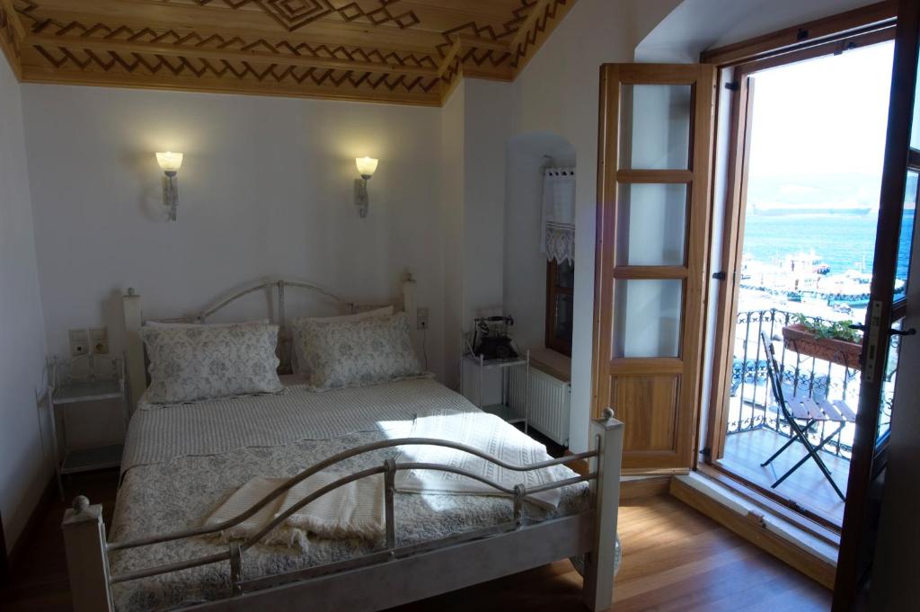 Postel nebo postele na pokoji v ubytování Hotel Des Etrangers - Special Category