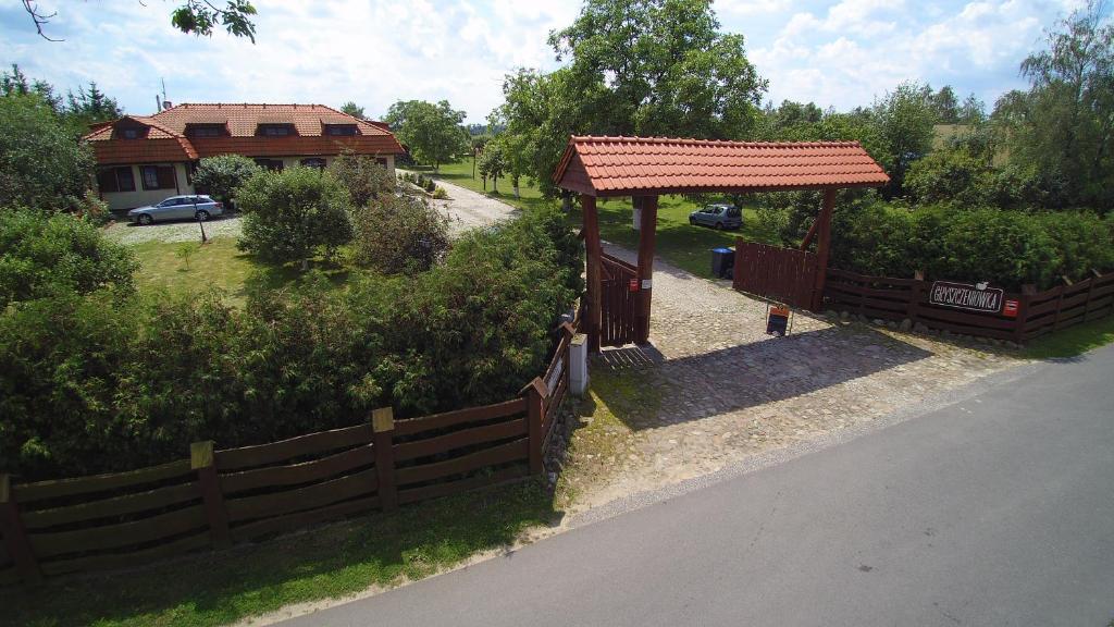 Vonkajšia záhrada v ubytovaní Gościniec Gryszczeniówka & SPA