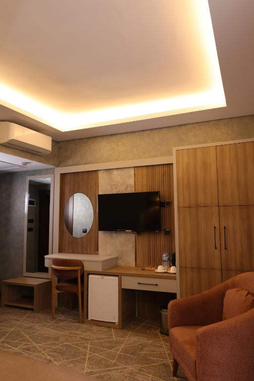 Mir Emir Hotel - Superior Twin Room With City View