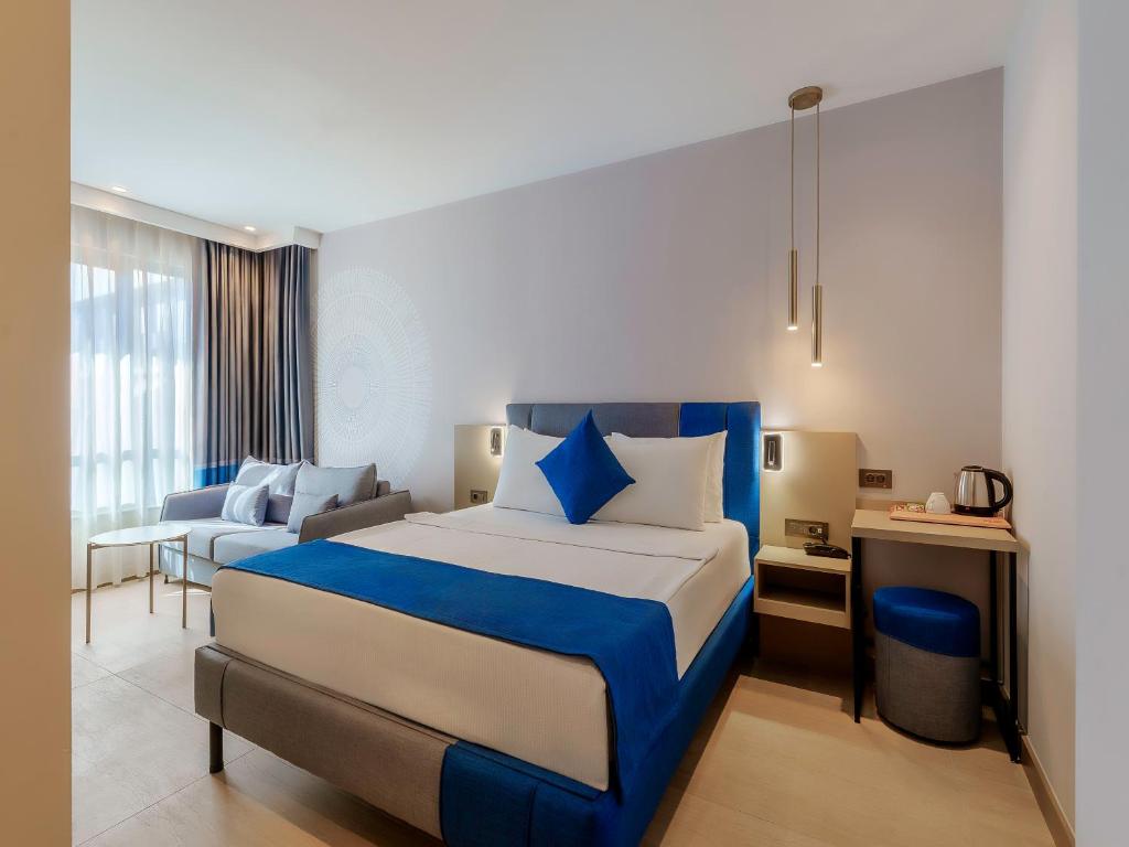 تصویر اتاق‌های Echinus Blue Hotel - تصویر ۲