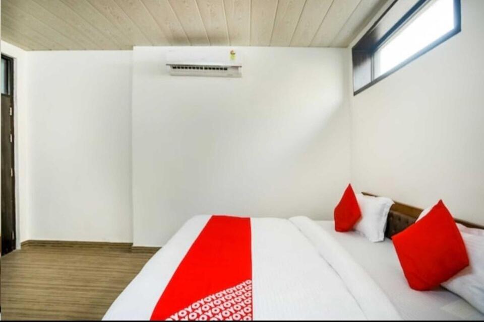 Φωτογραφία από το άλμπουμ του Hotel O Z-Heart Tuglakabad Railway Station σε Tughlaqabad