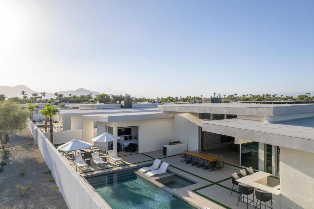 Πισίνα στο ή κοντά στο Cobalt @ Elemento49 Pool Spa Sleeps 16