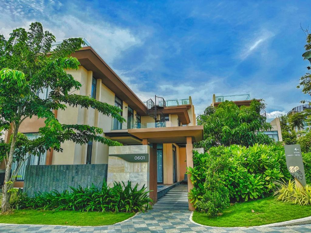 Biệt Thự Có Hồ Bơi Riêng