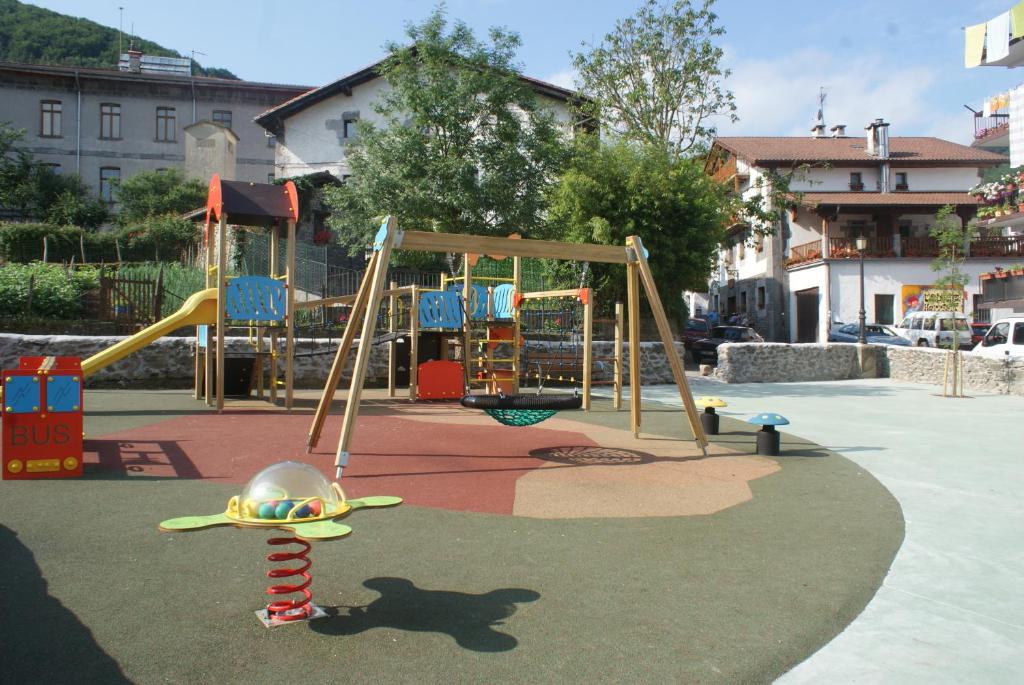 Herní místnost nebo prostor pro děti v ubytování Hostal Musunzar