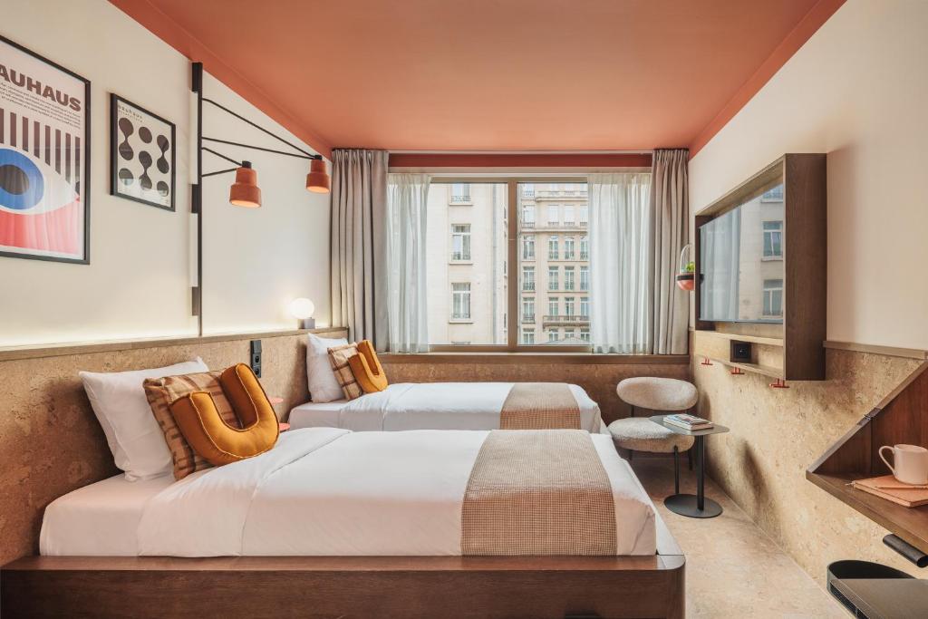 
Sustainable Standard Twin
