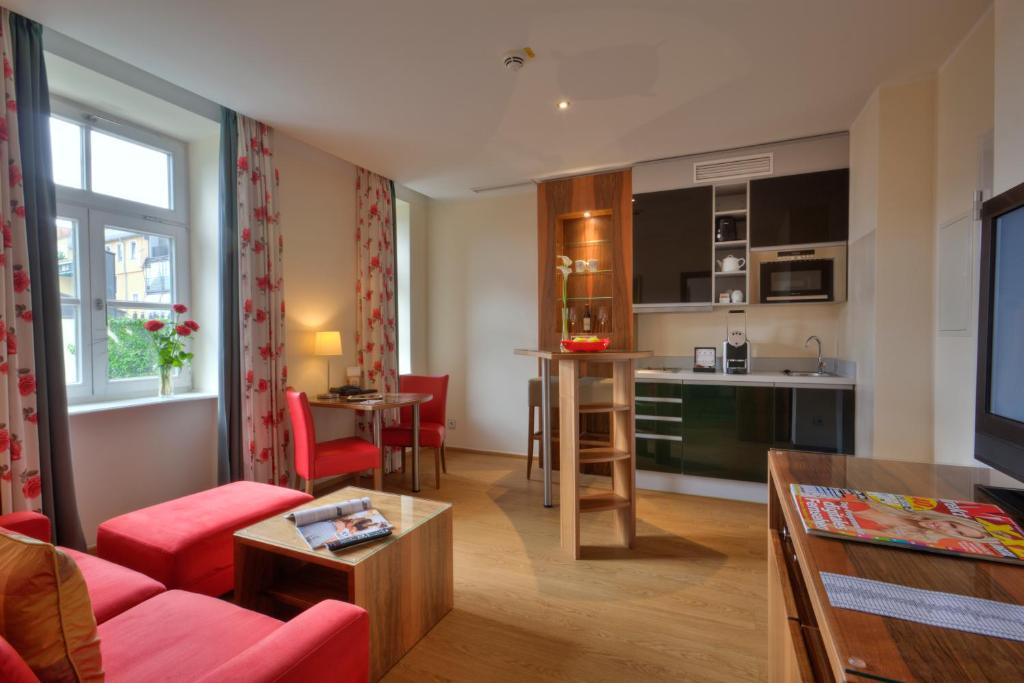 MAXIMILIAN MUNICH Apartments & Hotel - 