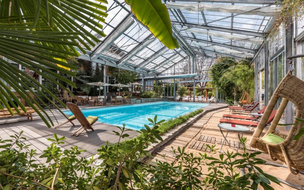 Πισίνα στο ή κοντά στο Residence Gold Rain