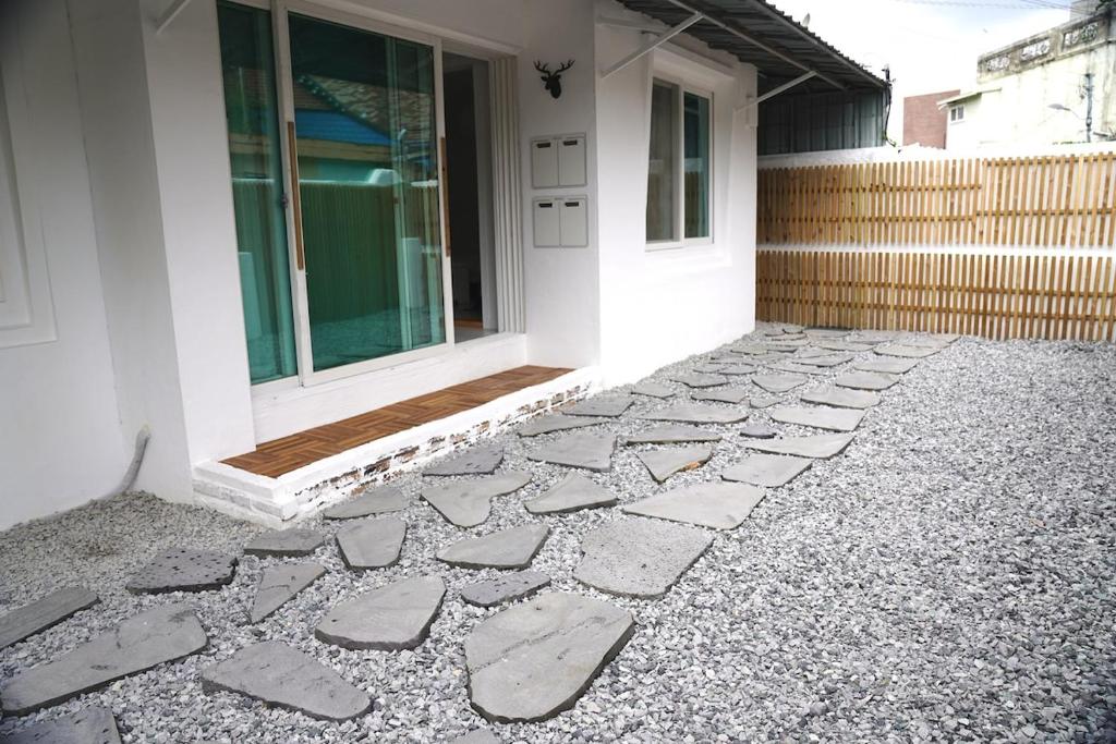 Budova, kde se prázdninový dům nachází