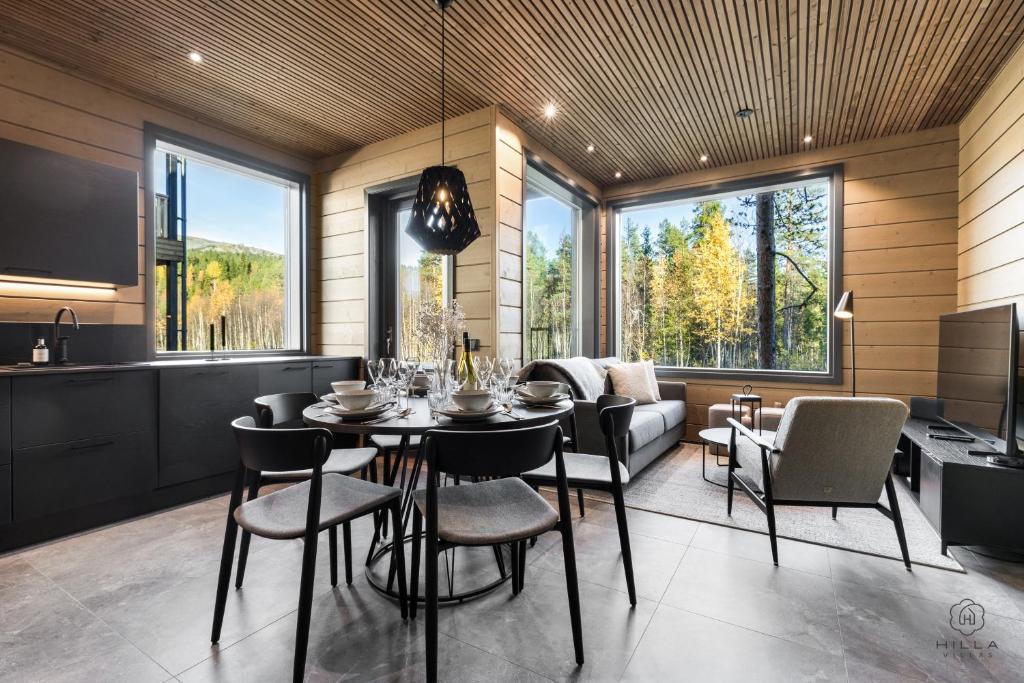 Posezení v ubytování Levin Lyhty Beatrice by Hilla Villas