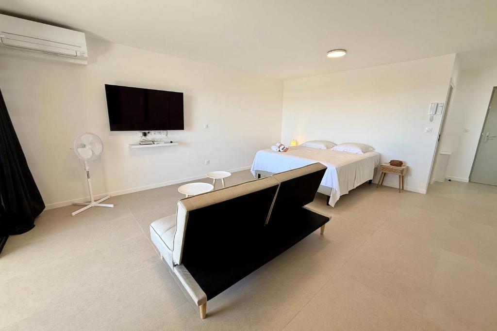 Studio Vairagi City tout neuf au coeur de Papeete - WiFi -Netflix -AC - photo 11 - Tahiti, Polynésie