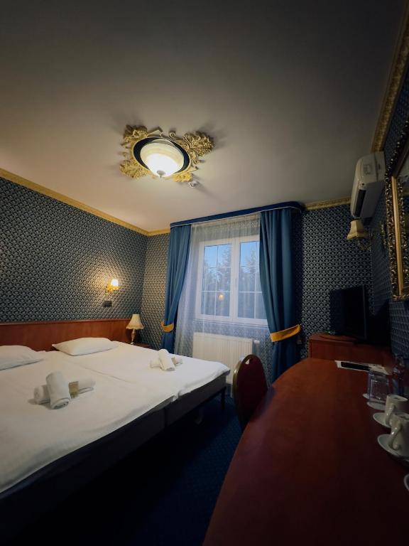 
King Room with Garden View
