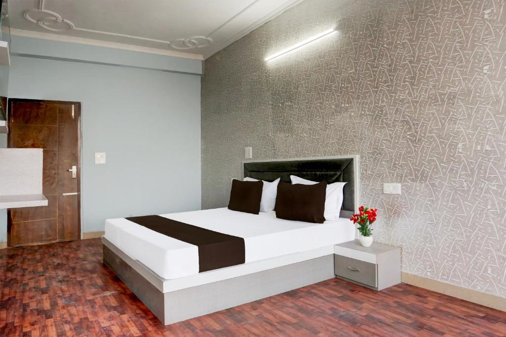 Fotografie z fotogalerie ubytování Hotel O The Banur Heights v destinaci Zirakpur