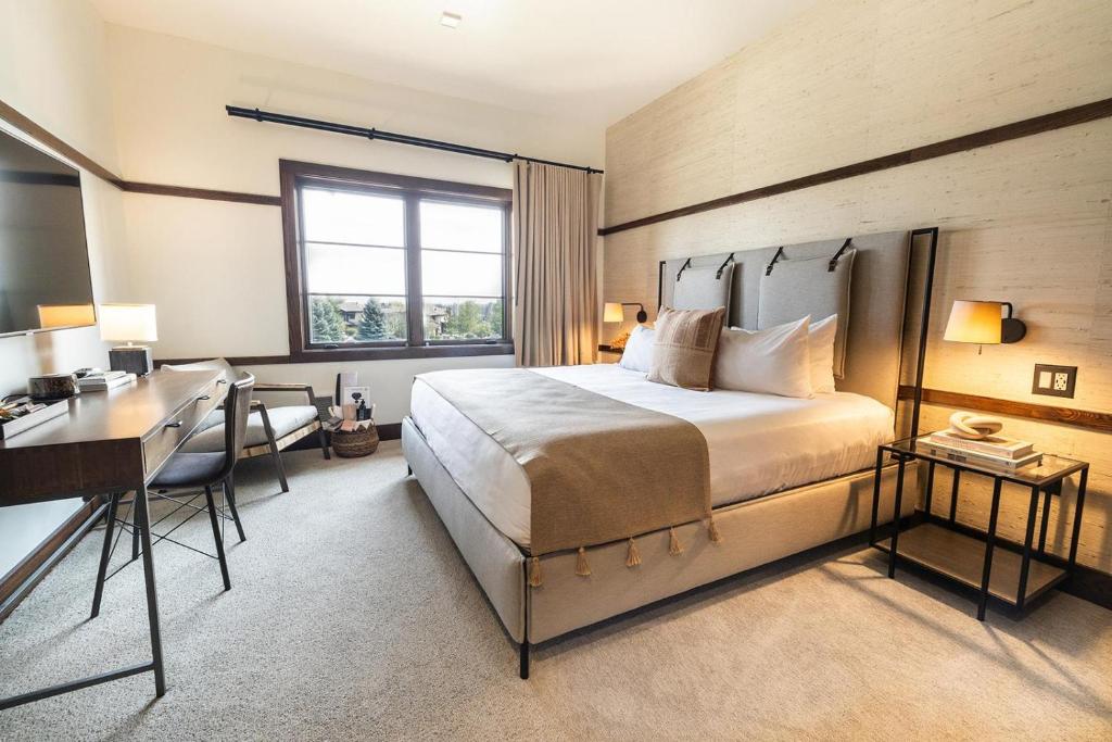 Postel nebo postele na pokoji v ubytování Superior King @ Juniper Preserve