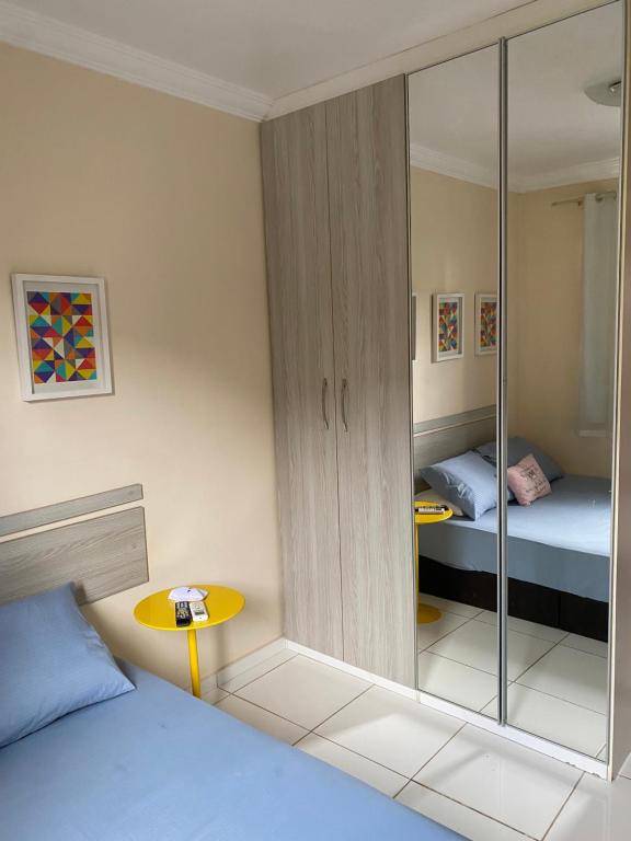 En eller flere senge i et værelse på Apartamento COP30