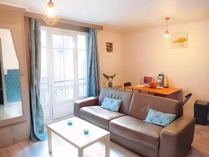 Χώρος καθιστικού στο A la porte Saint Vincent et la mer