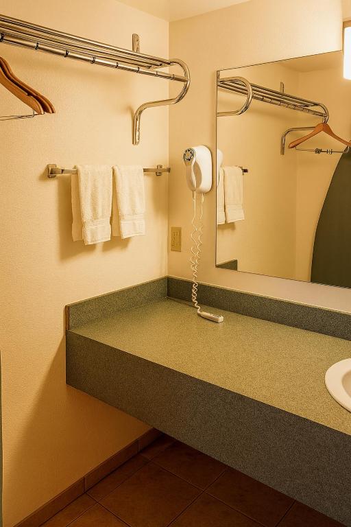 MHO Hotel Dover - Chambre Lit King-Size