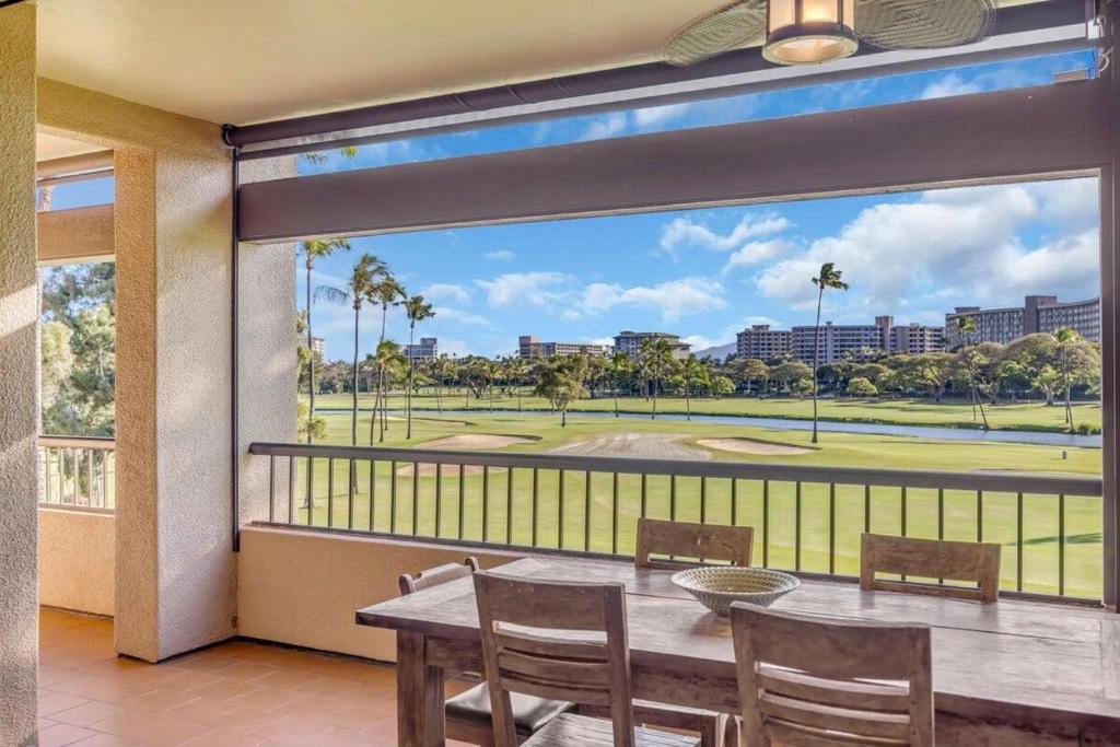 Μπαλκόνι ή βεράντα στο Kaanapali Royal C202 · KRL C202 2BD on Kaanapali Golf Course w P