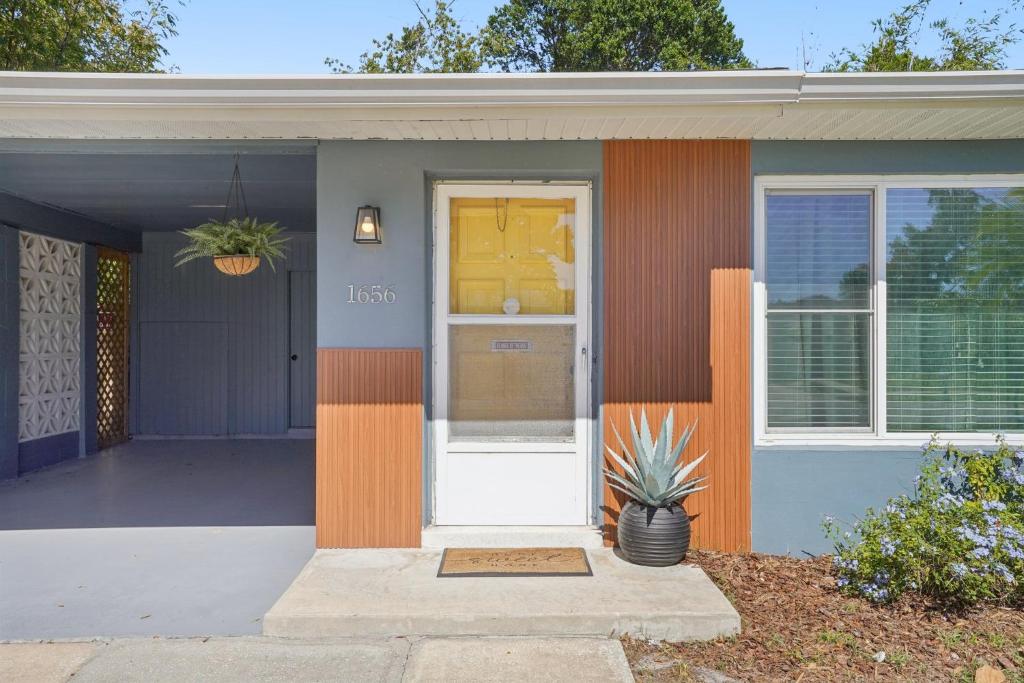 Tòa nhà nơi căn hộ tọa lạc