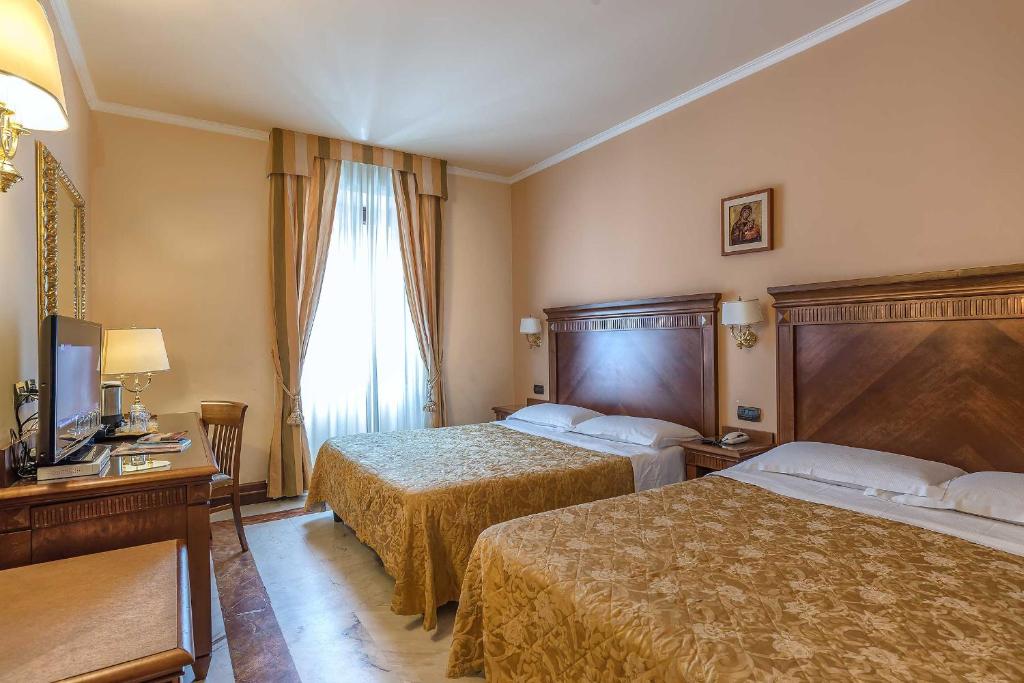 Tmark Hotel Vaticano - Resim 43