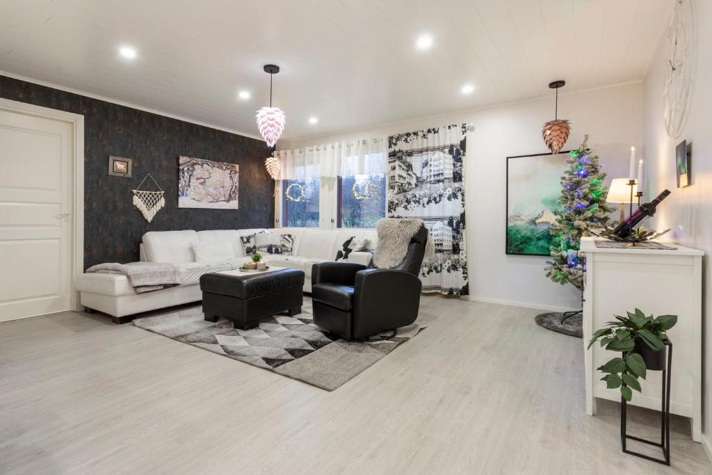 Χώρος καθιστικού στο Vasko Luxurious Suites, Firefox