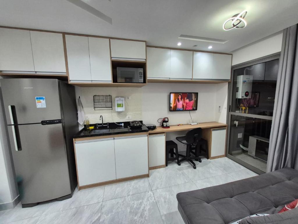 Kuchyň nebo kuchyňský kout v ubytování Apto ao lado do metrô de SP