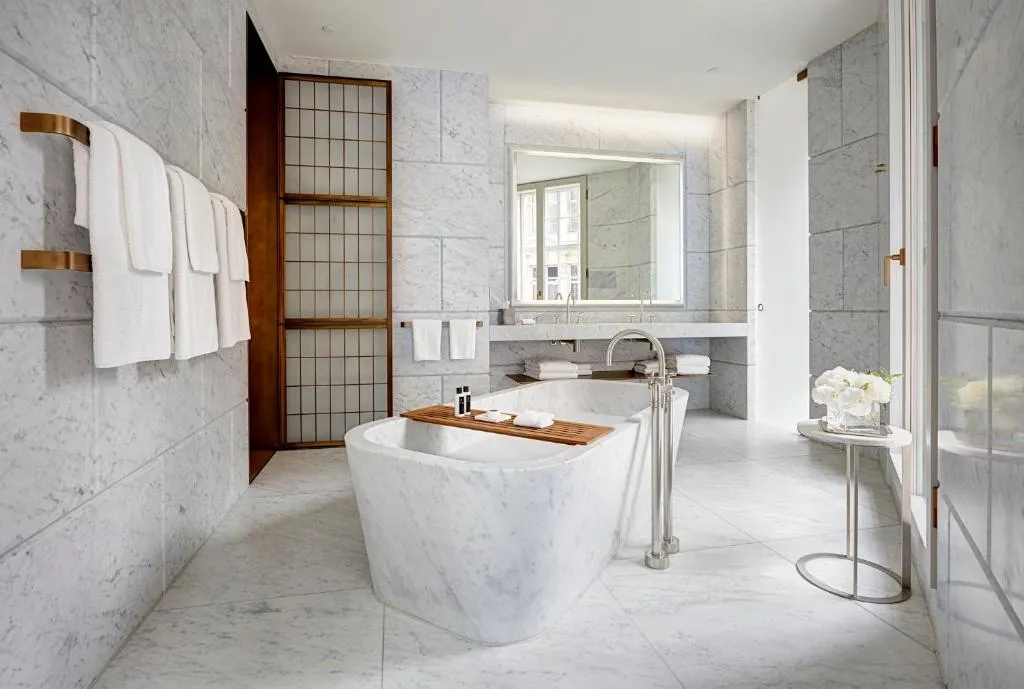 Grand Regent Suite