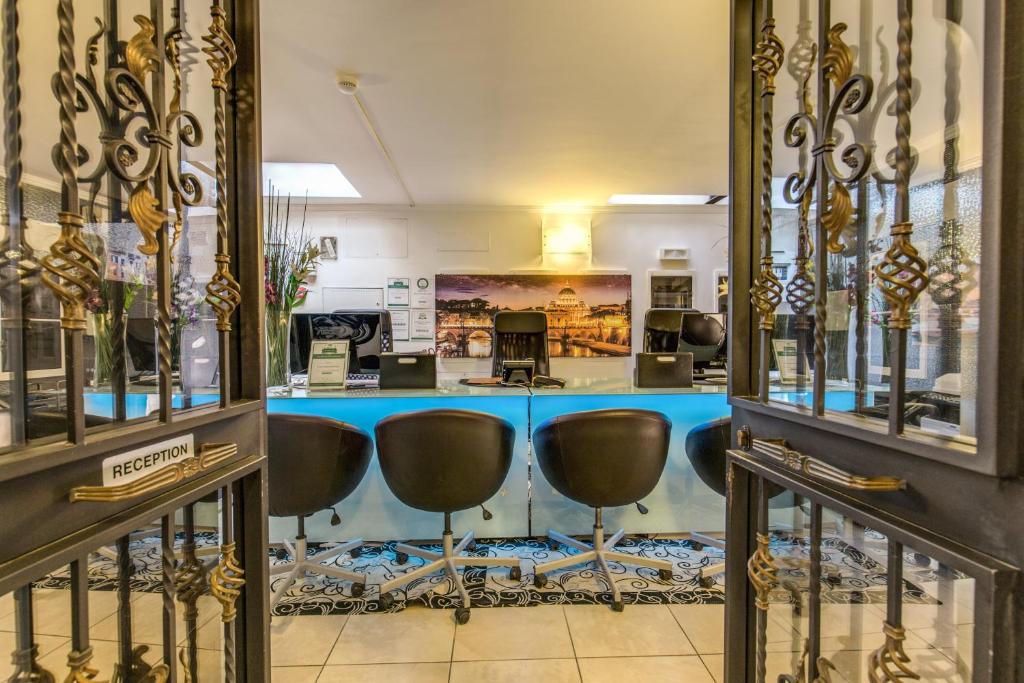 Aurelia Vatican Apartments - Resim 10