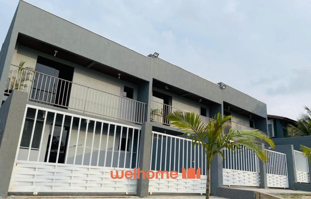 Budova, kde se prázdninový dům nachází