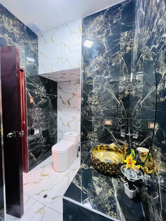 Aristobilo Aloft- Matrimonial 2