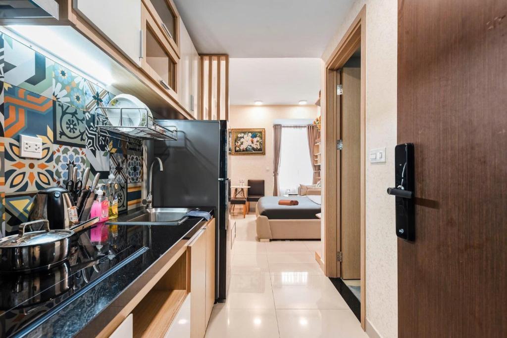 CBD Luxury Apartment in Rivergate Tower - 18