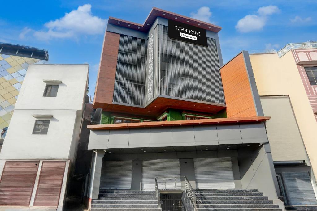 Το κτήριο όπου στεγάζεται  το ξενοδοχείο