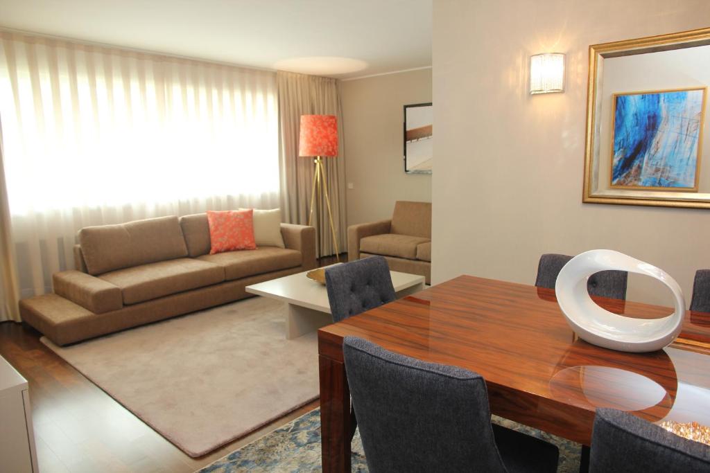 The lounge or bar area at LoftAbroad Premium Apartments