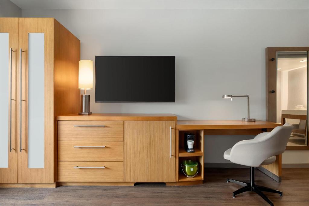 Hyatt Place Bloomington Indiana photo