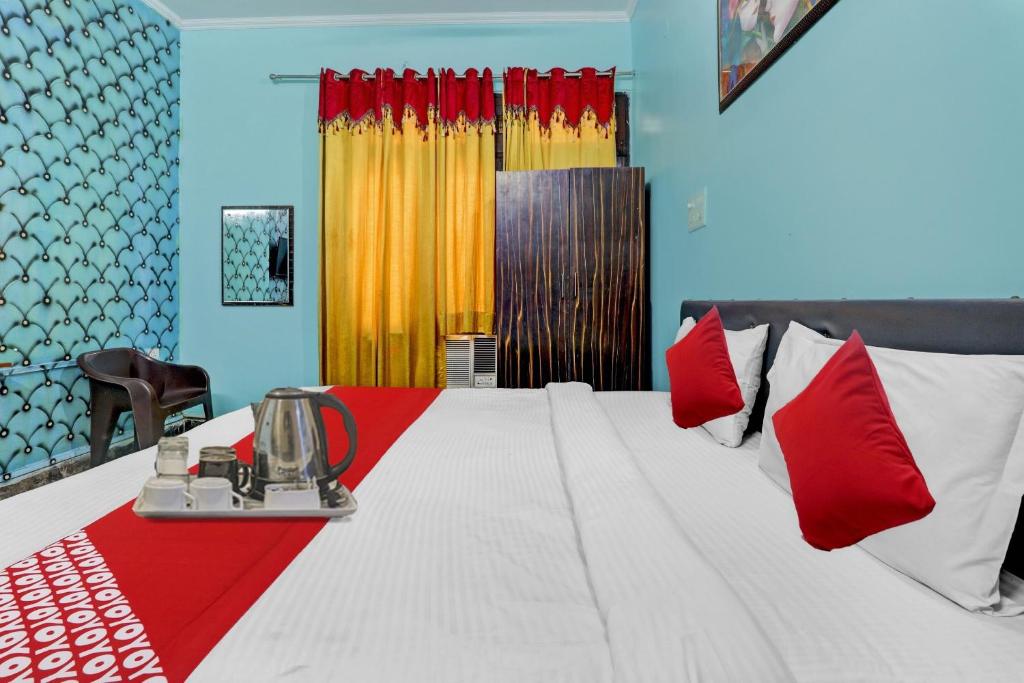 Φωτογραφία από το άλμπουμ του Hotel O Kiara Villa Matiyari Chauraha Chinhat Bus Stop σε Chinhat