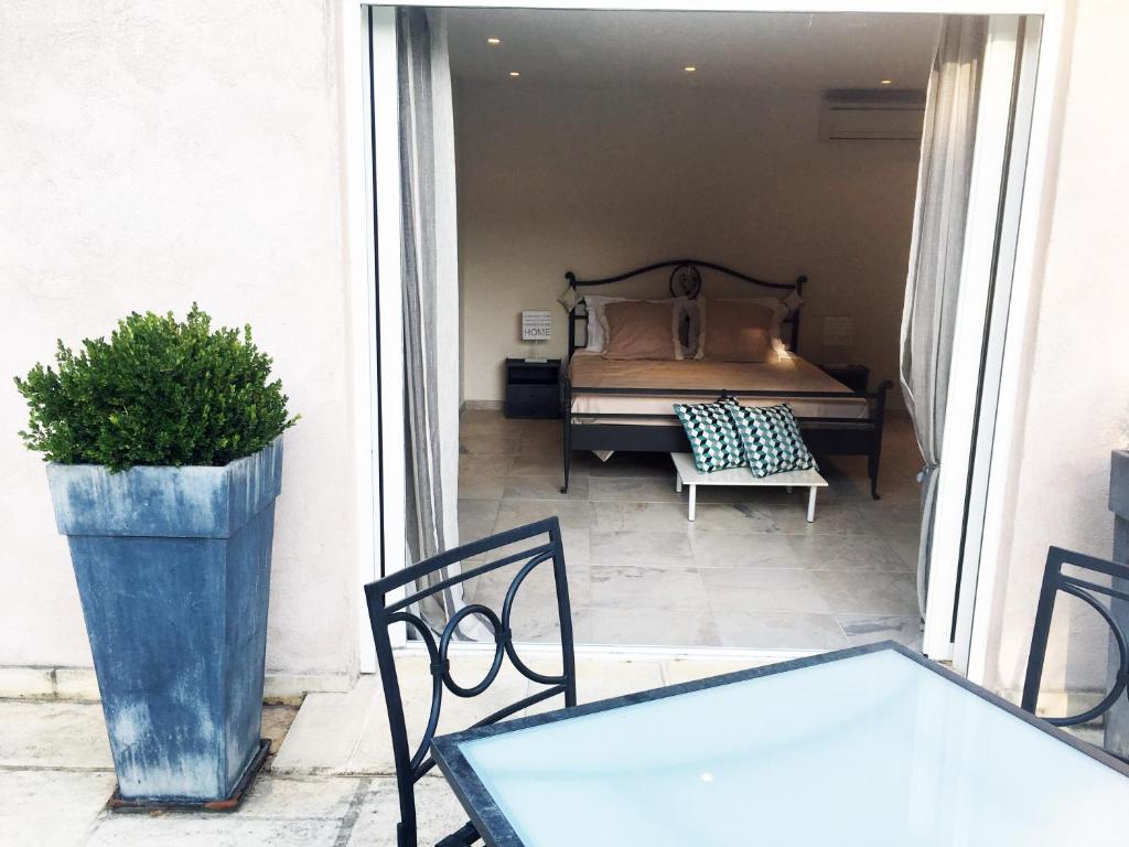 Balkón nebo terasa v ubytování B&B Charming Saint Paul de Vence