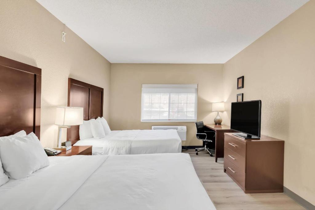 Comfort Suites Lakewood - Denver photo