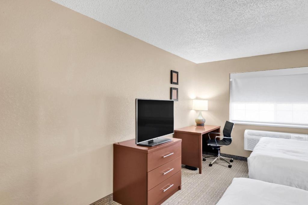 Comfort Suites Lakewood - Denver photo