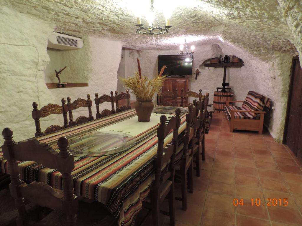Casa Rural La Bodega De Marina, Chinchilla de Monte Aragón ...