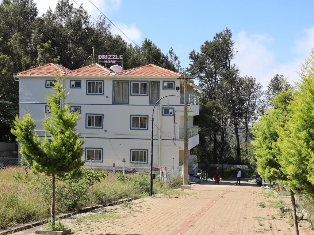 Το κτήριο όπου στεγάζεται  το δωμάτιο σε οικογενειακή κατοικία