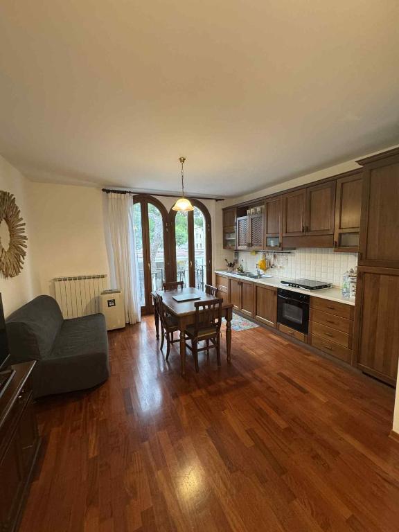 Kuchyň nebo kuchyňský kout v ubytování Stella Apartment