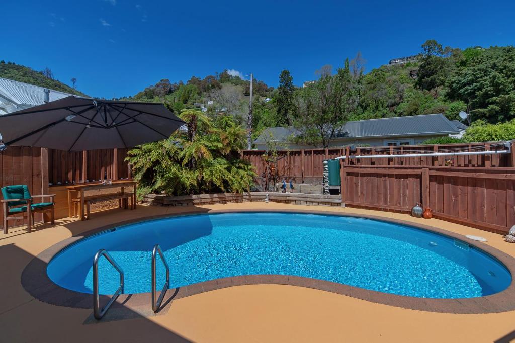 Πισίνα στο ή κοντά στο The Nile Street Bungalow