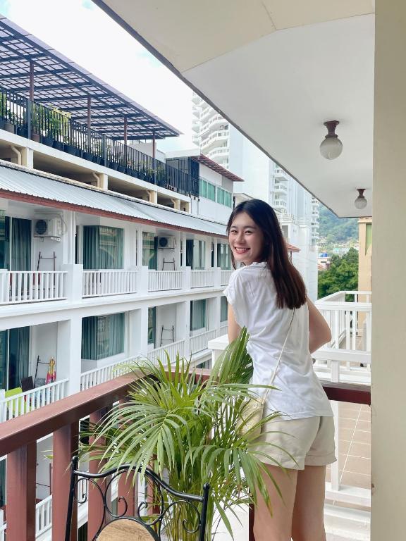 فضای داخلی Patong Beach Side Hotel در پوکت - تصویر ۳