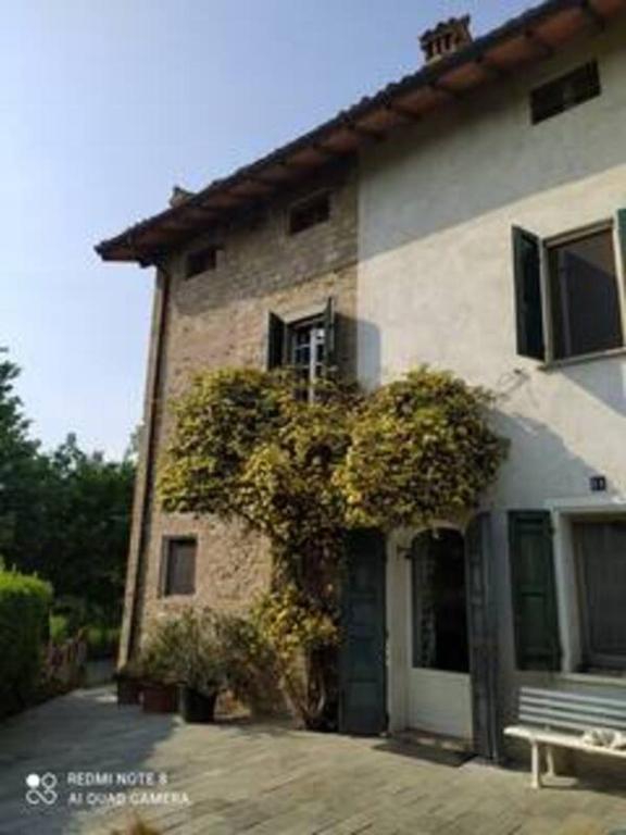 Το κτήριο όπου στεγάζεται  ο ξενώνας