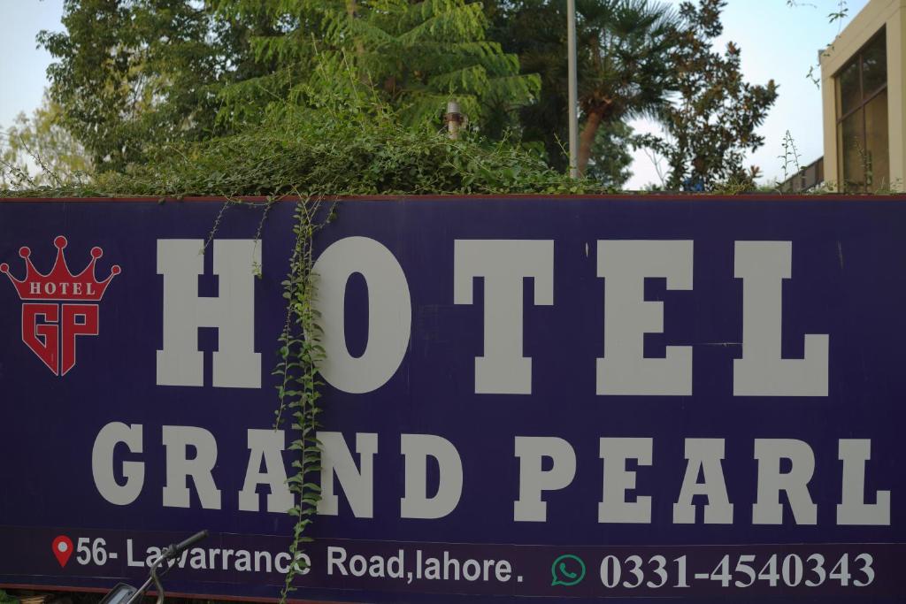 Πιστοποιητικό, βραβείο, πινακίδα ή έγγραφο που προβάλλεται στο Grand Pearl Hotel