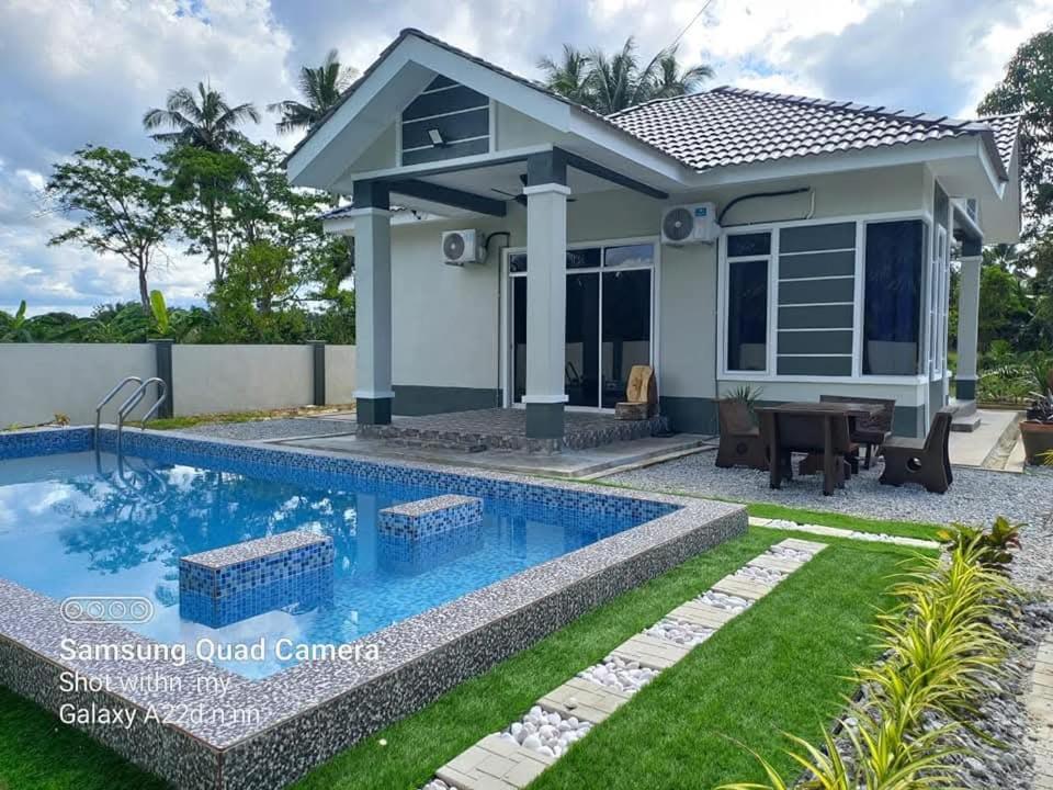 Teratak Nu'aiman With Pool