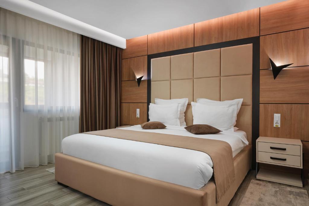 
Superior One-Bedroom Apartment with Balcony
